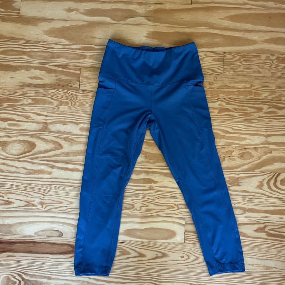 Yogalicious Blue Cropped Leggings